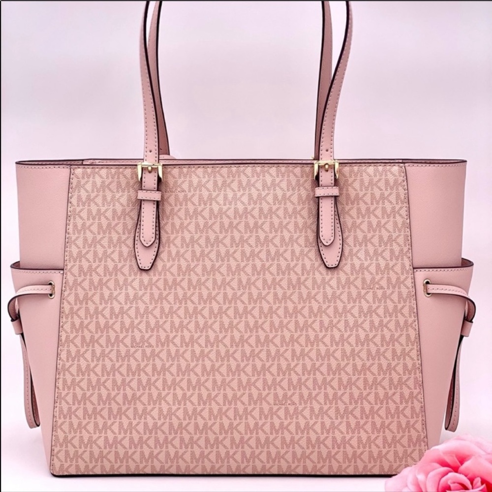 Michael Kors Gilly Large  Tote Shoulder Bag - Picture 3 of 10
